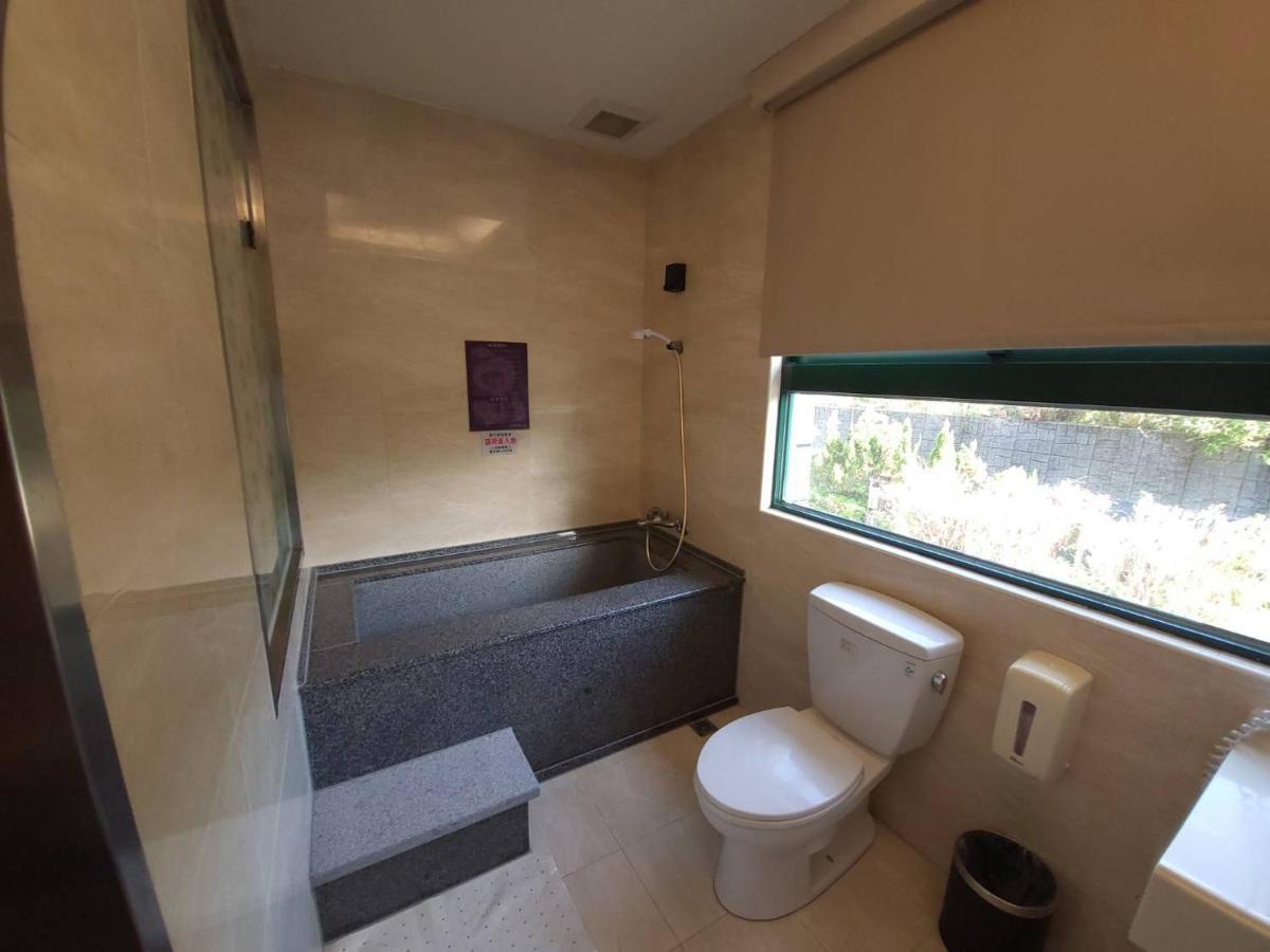 Jin Yong Quan Spa Hotspring Resort Wanli Exterior foto