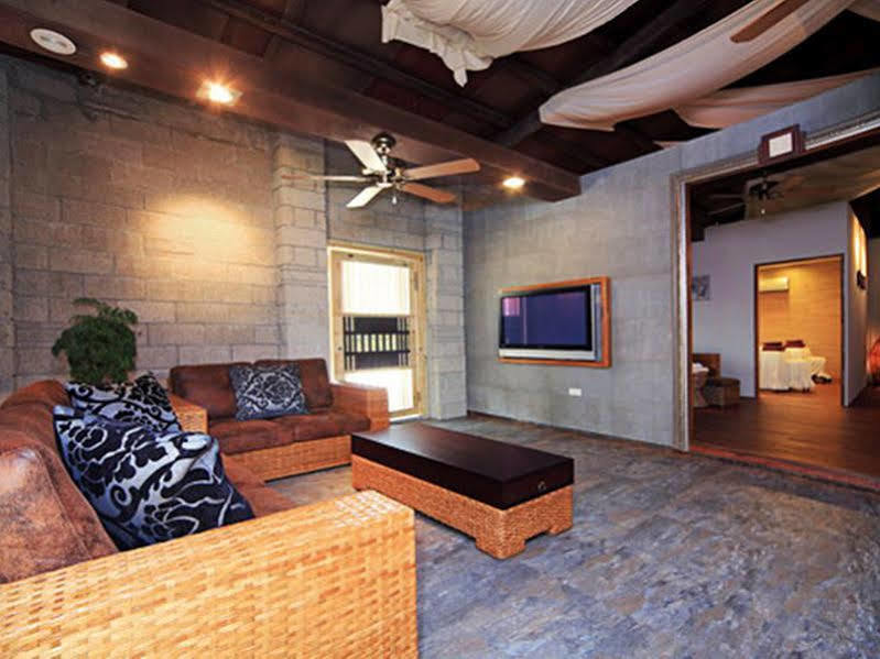 Jin Yong Quan Spa Hotspring Resort Wanli Exterior foto